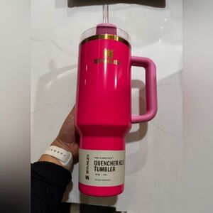 Stanley Pink Parade Quencher Tumbler BNWT